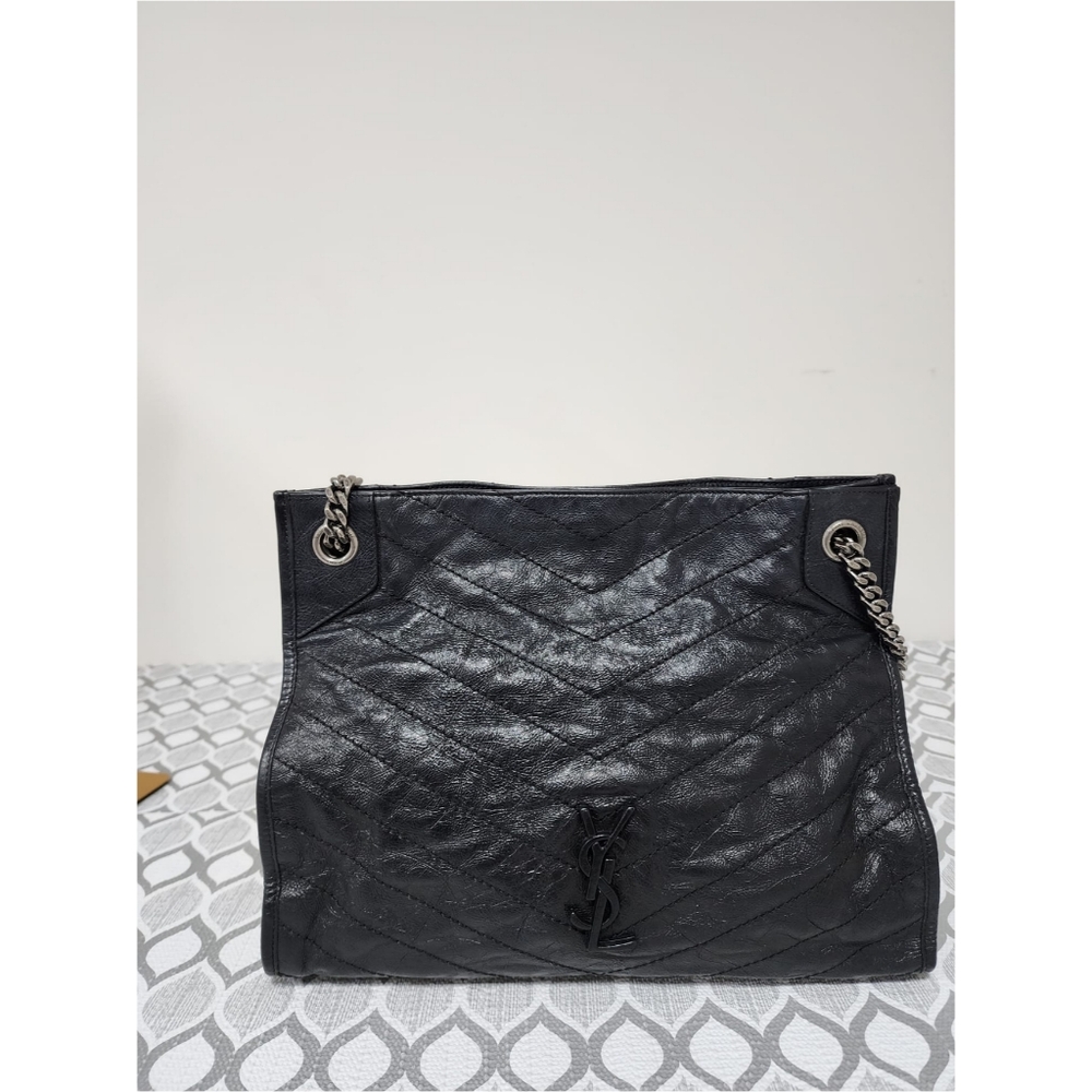 Saint Laurent Crinkled Calfskin Matelasse Monogram Large Niki Shopper Tote Black - Picture 7 of 15